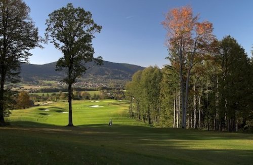 100 košíků míčků na driving